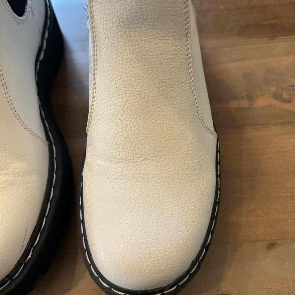 White Chelsea Boots - Picture 8 of 11